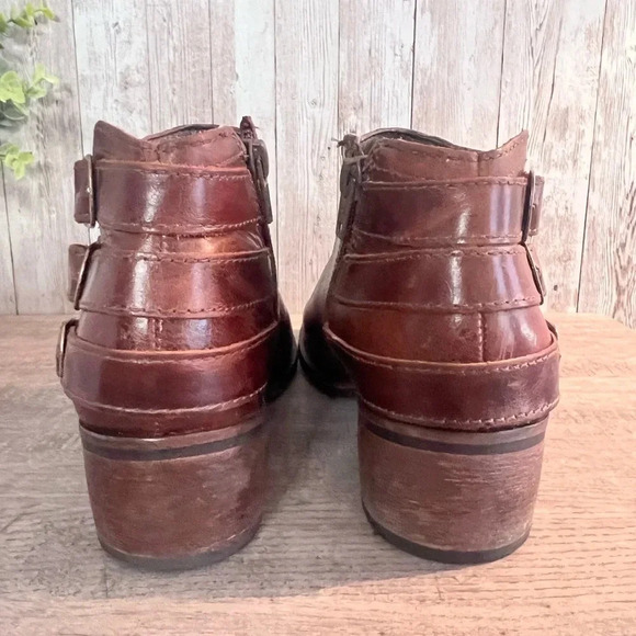 Matisse Brown Leather Buckle Boots 6 - Picture 5 of 8